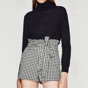 ZARA High Rise Paperbag Waist Gingham Black & White Plaid Shorts Sz Large